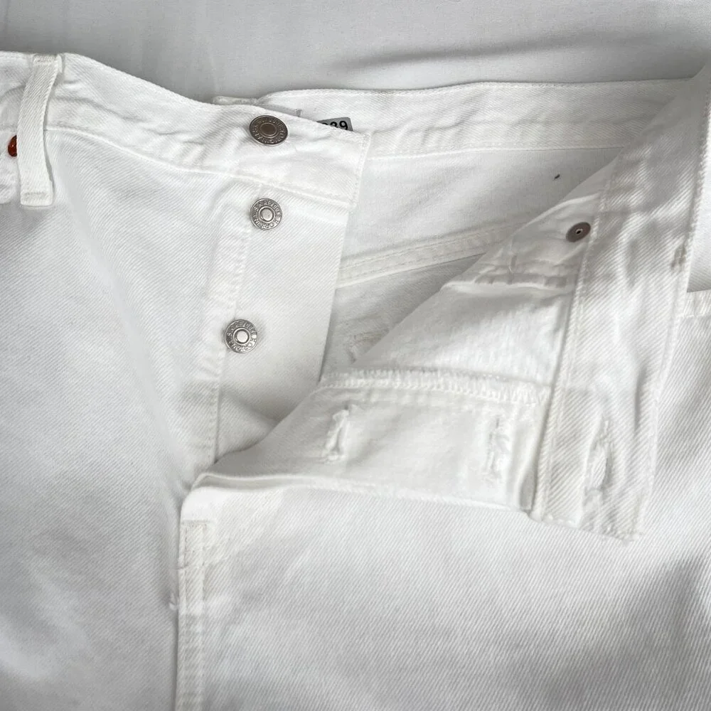 Re/Done Button Fly Mid-Rise Boy Shorts White Rigid Denim Womens 32‎ NWT - Picture 9 of 16